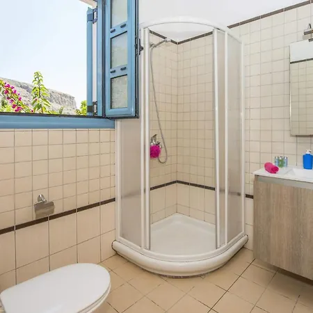 Villa Aqua Blu, *